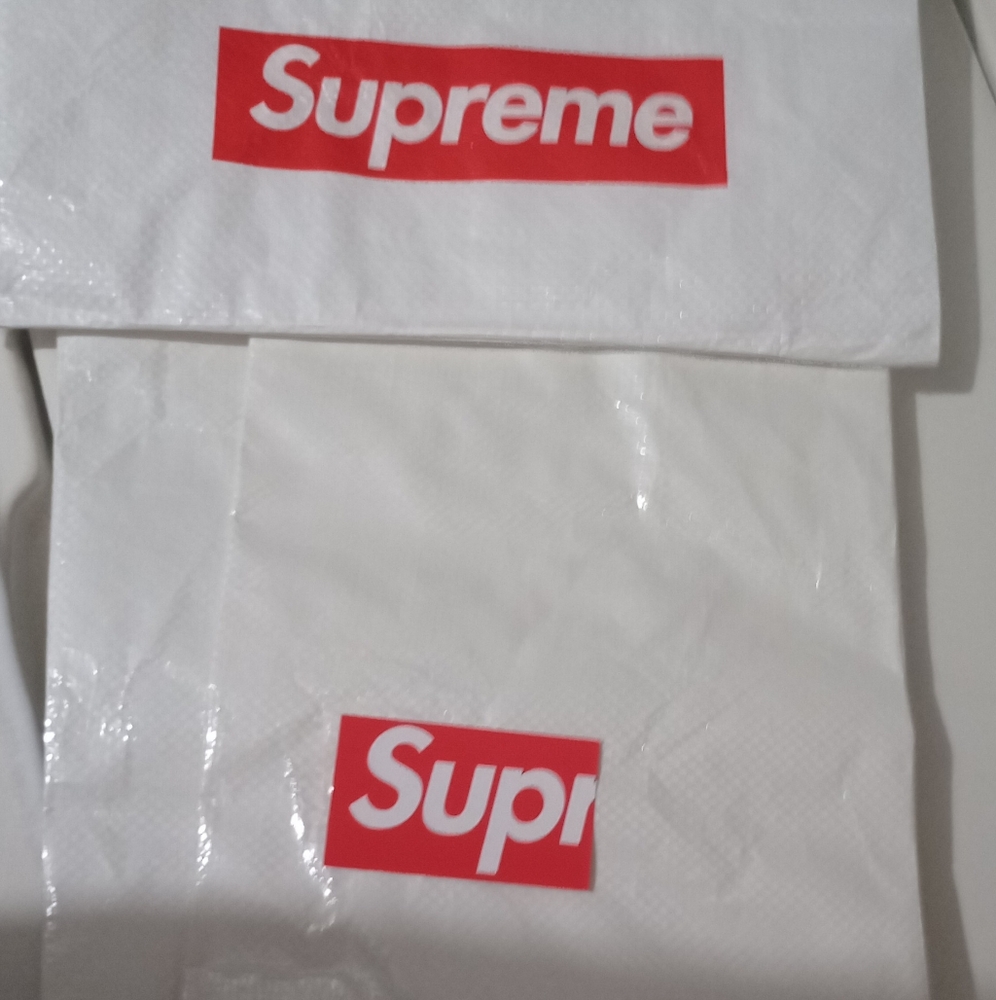 Supreme Shopping Bags 2 Deck Size Bags 1 Small Bag + Supreme Miami Card ✅